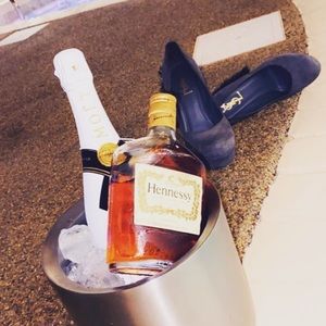 Meet your Posher, Destiny